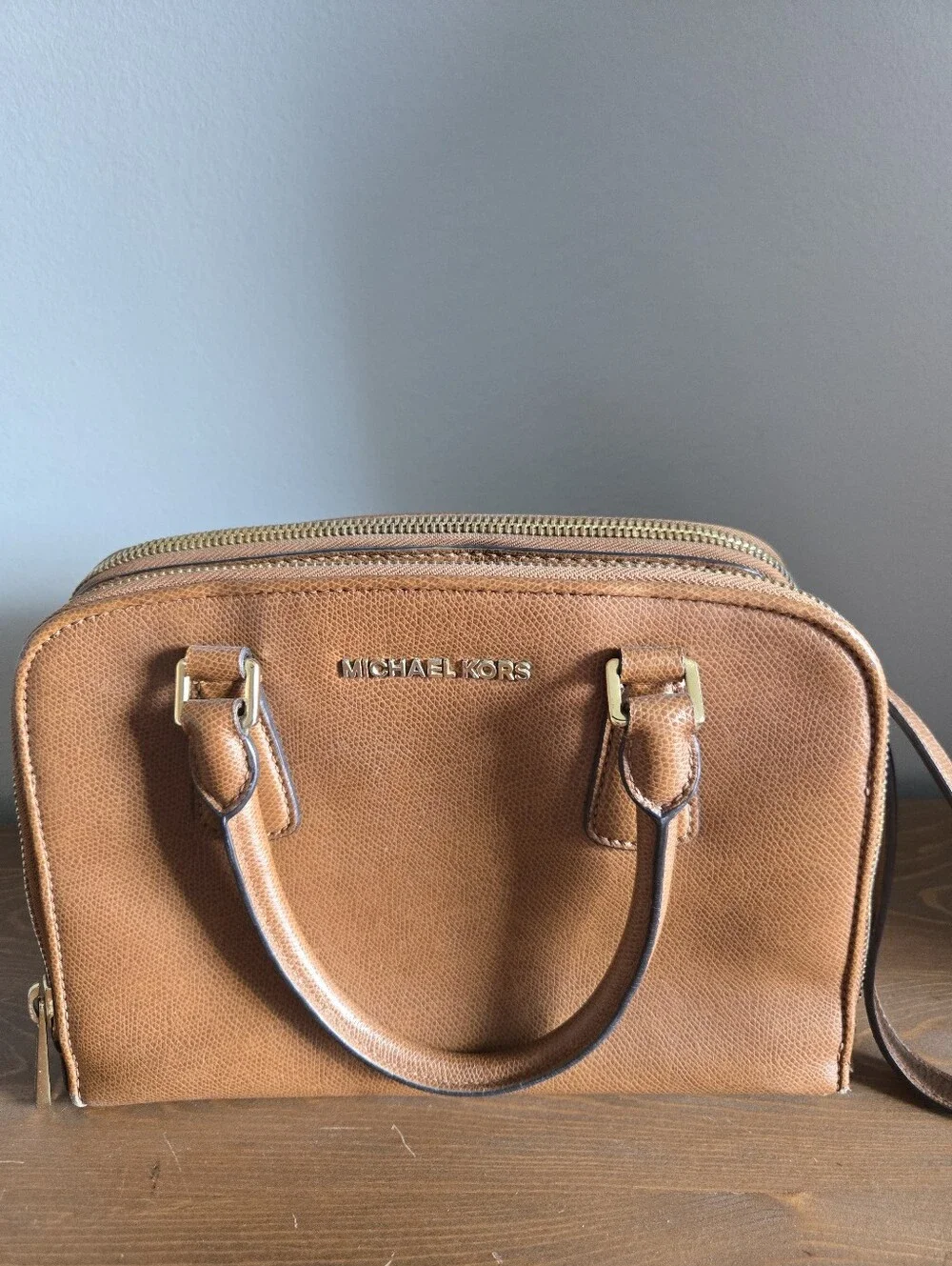 Michael Kors Reese Medium Satchel Saffiano Leather Luggage Tote Bag Crossbody